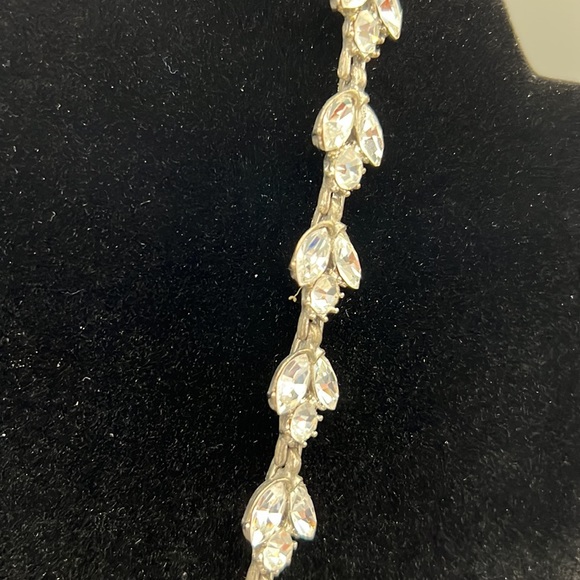 ❤️❤️Beautiful Rhinestone Necklace❤️❤️ - Picture 4 of 12